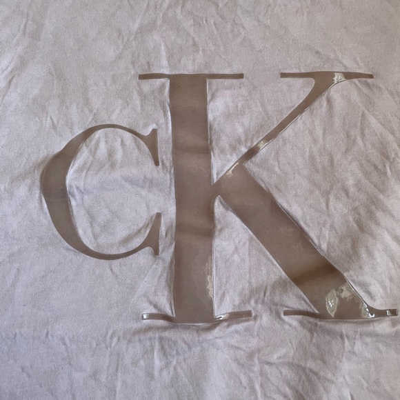 Calvin Klein cropped tee - Picture 2 of 2